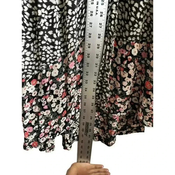 Billabong Womens Maxi Dress Black & White Print Floral Hem Elastic‎ Waist Size M - Picture 5 of 9
